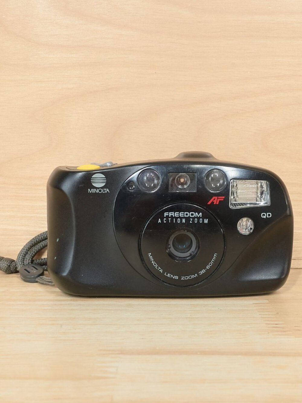 Minolta Freedom Action Zoom QD 35mm Film Camera 38-80mm Tested
